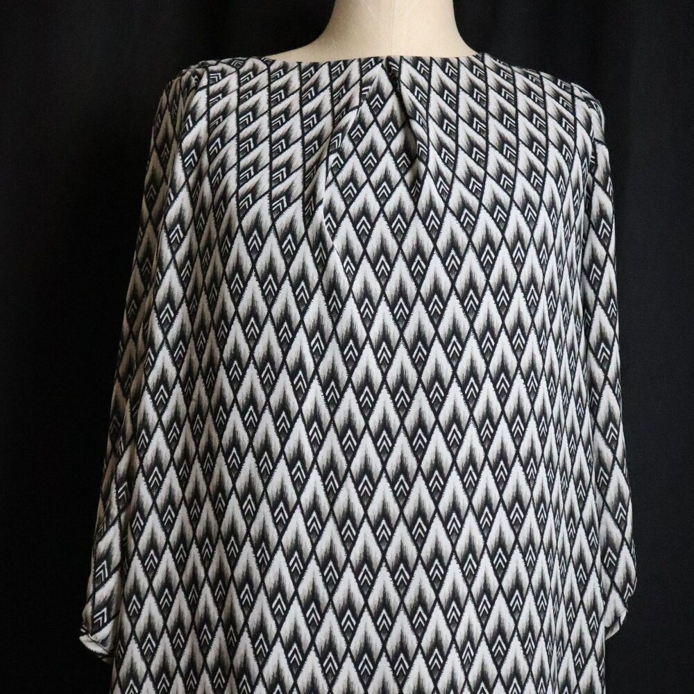 H&M Women's Size 8 Gray Black White Diamond 3/4 Sleeve Shift Dress Semi Sheer